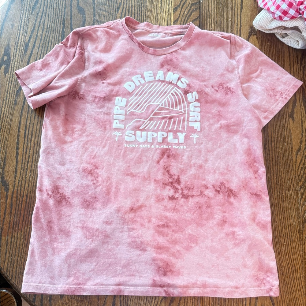 Old Navy Soft Washed Graphic Tee - Picture 1 of 3